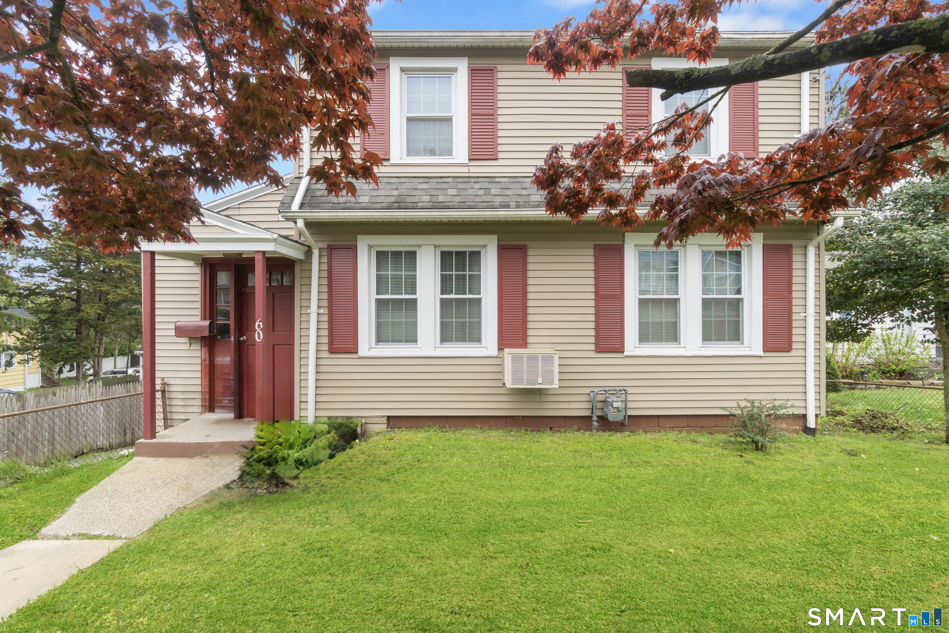 33 Colonial Road, Unit 9 Stamford, CT 06906 - Photo 1 of 38