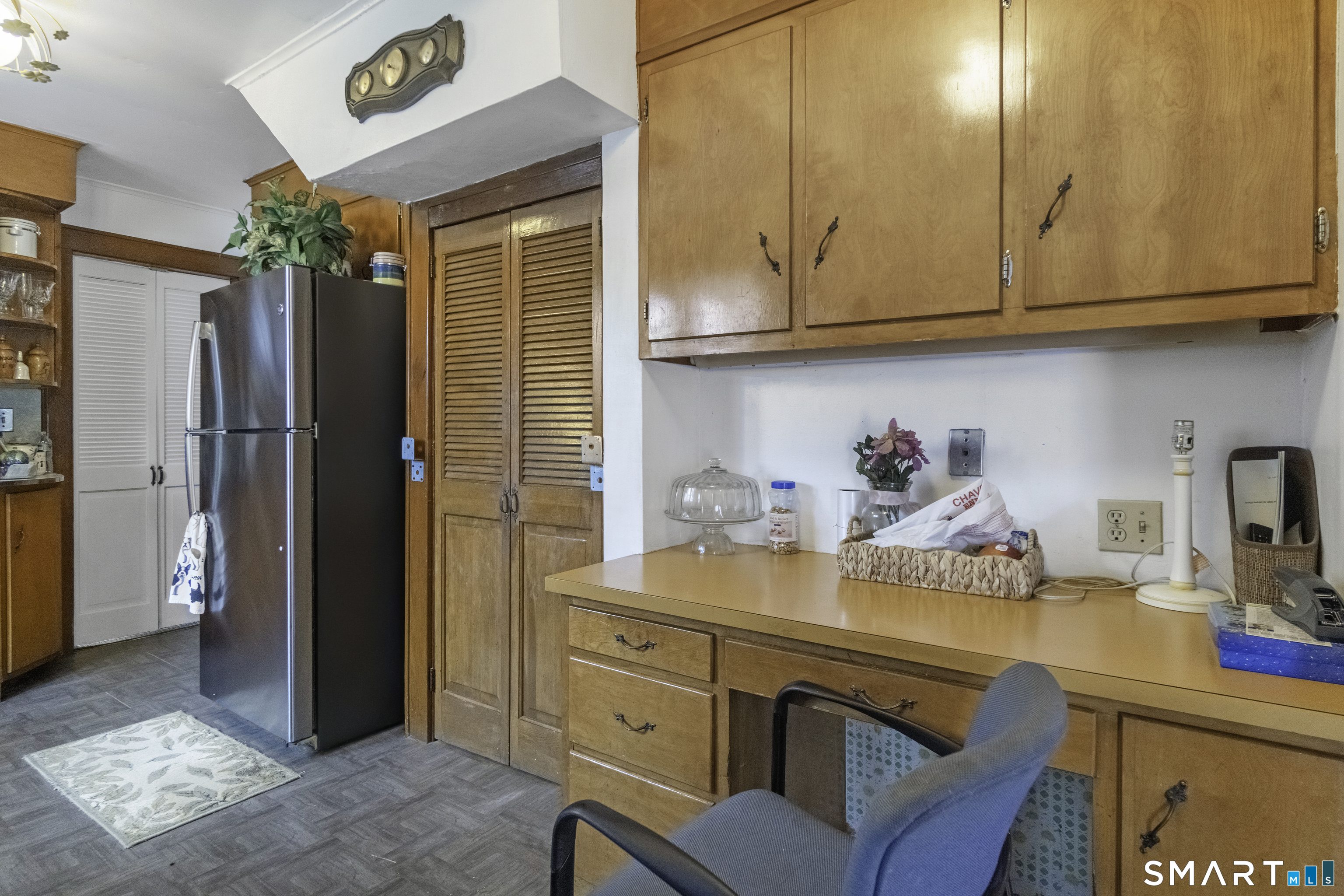 33 Colonial Road, Unit 9 Stamford, CT 06906 - Photo 11 of 38