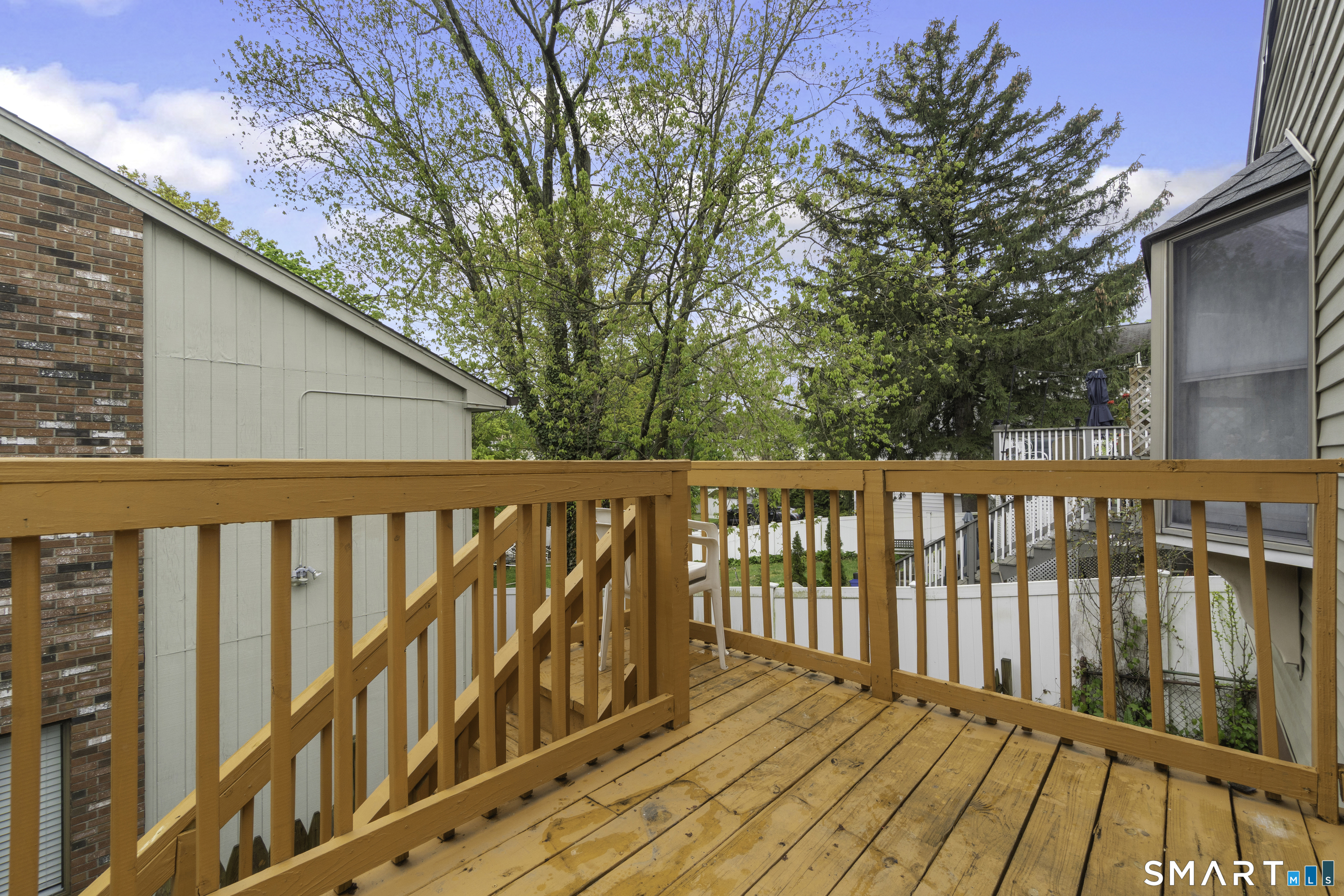 33 Colonial Road, Unit 9 Stamford, CT 06906 - Photo 6 of 38