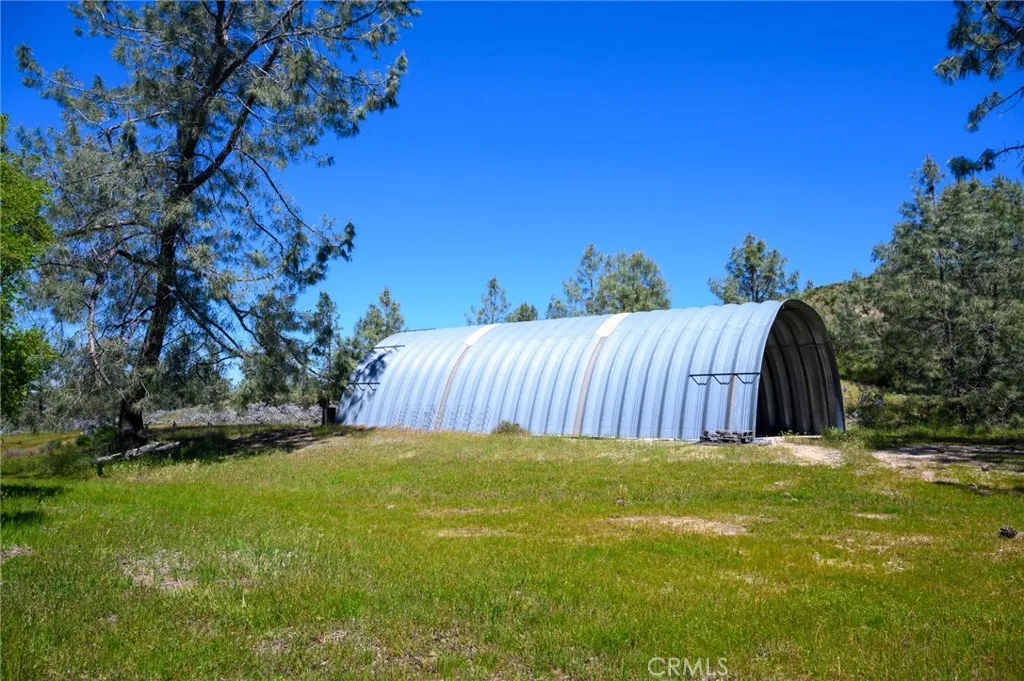 2 Huer Huero Road Creston, CA 93432 - Photo 5 of 21 a view of a yard