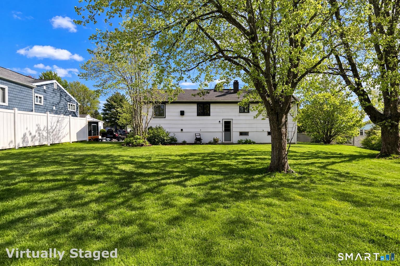 19 Kaye Road West Haven, CT 06516 - Photo 8 of 40