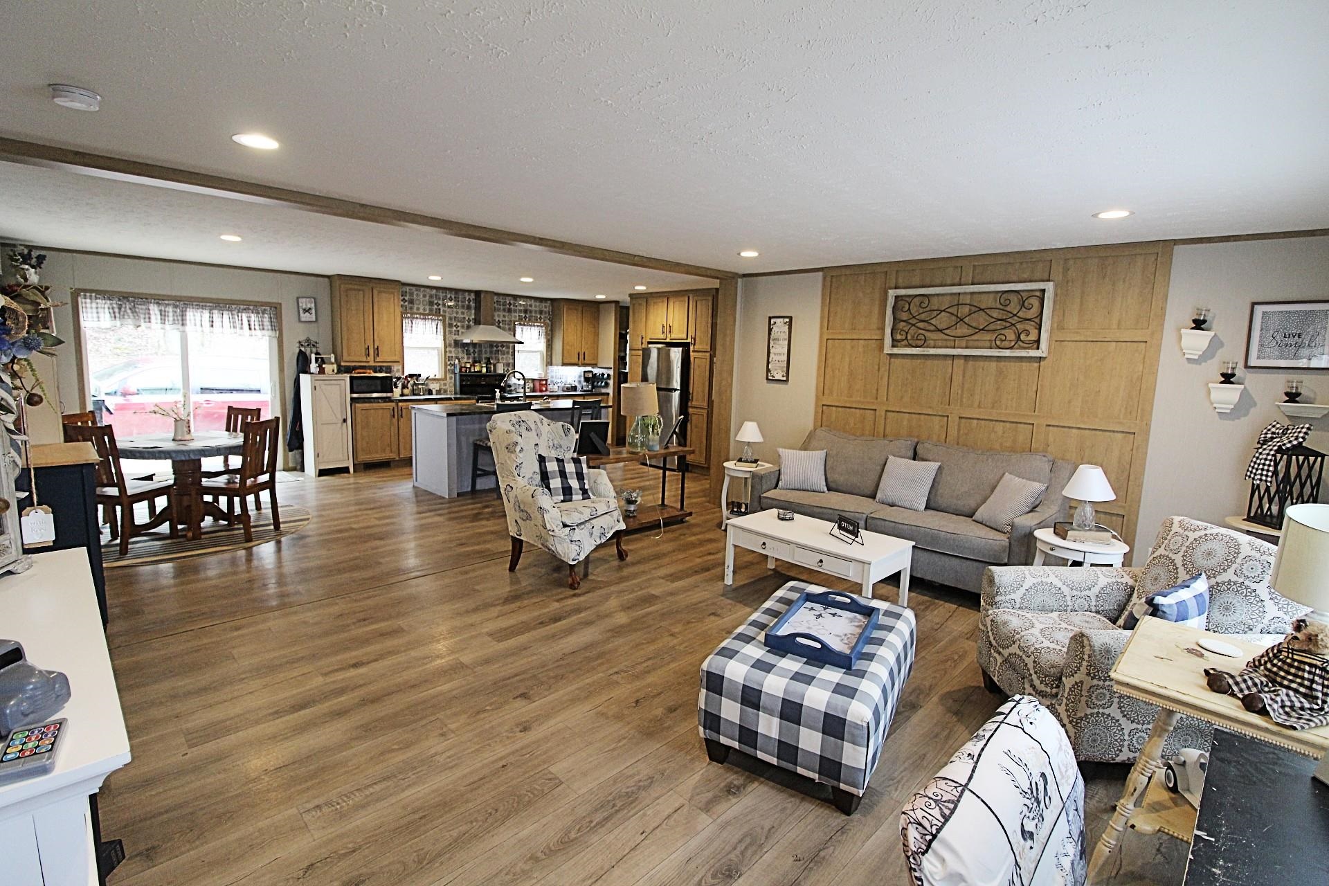 8350 East Tygart Road Greenup, KY 41144 - Photo 2 of 16