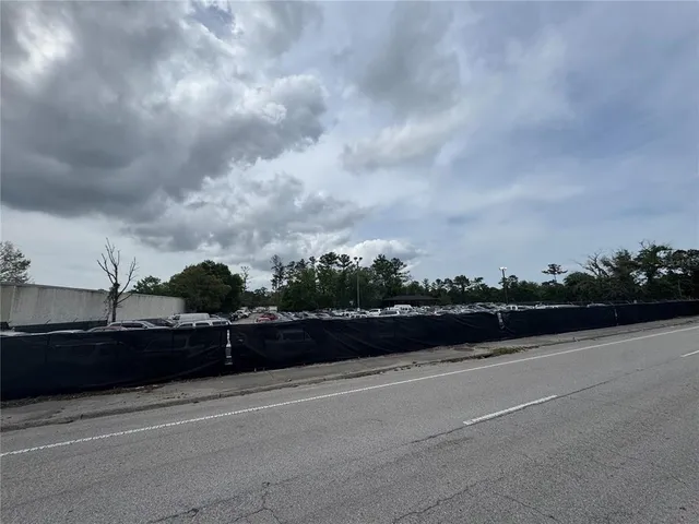 a view of terrace with city view