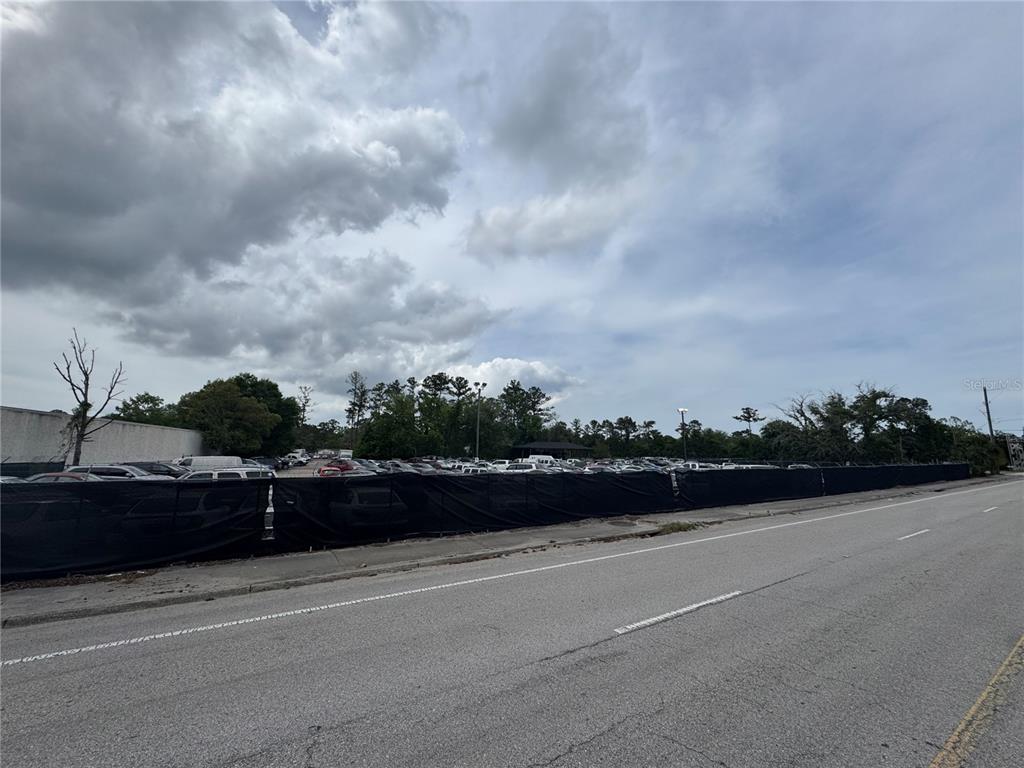 5515 Shad Road Jacksonville, FL 32257 - Photo 3 of 16 a view of terrace with city view