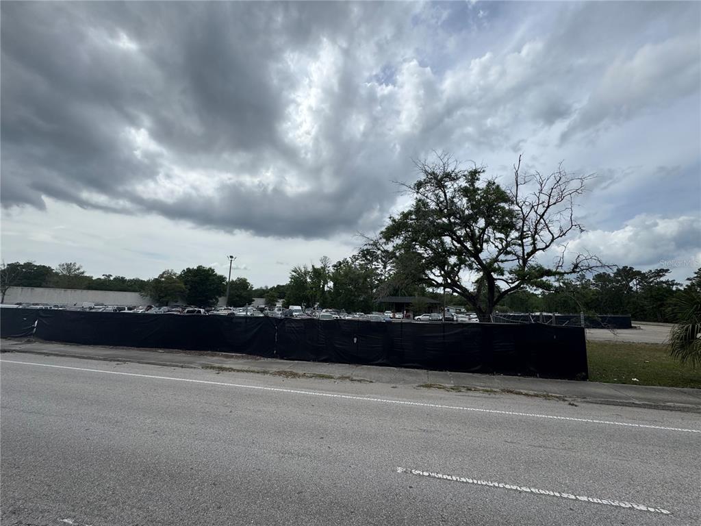 5515 Shad Road Jacksonville, FL 32257 - Photo 4 of 16 a view of terrace with city view