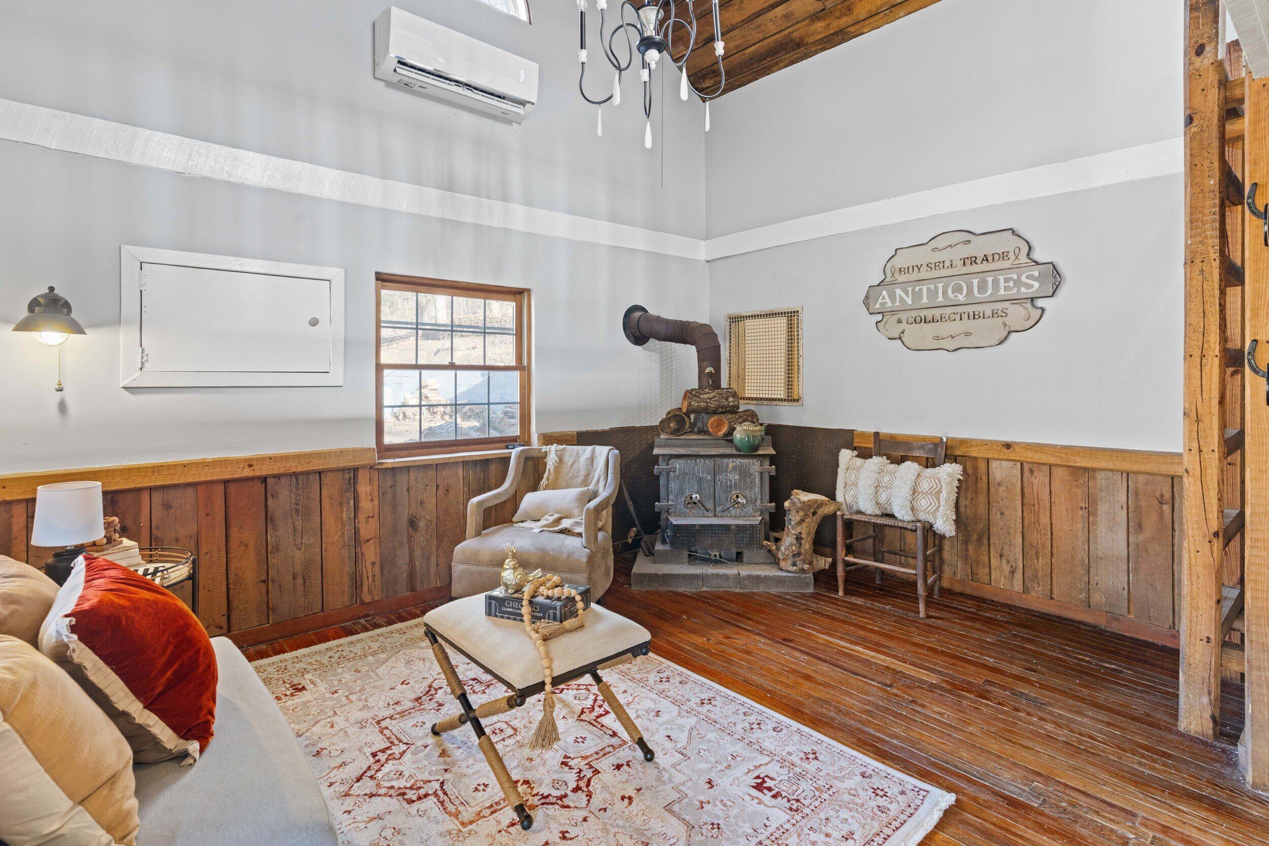 3269 Cool Springs Road Thaxton, VA 24174 - Photo 7 of 37 2