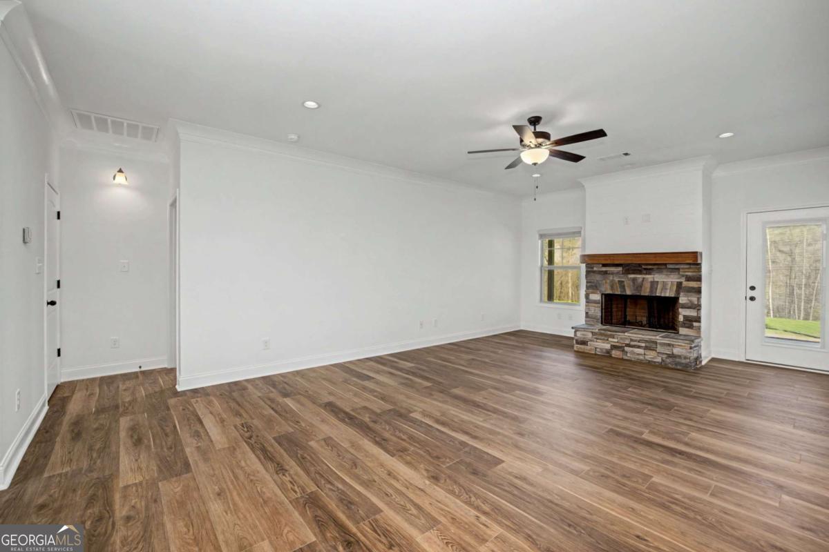 1861 Smokey Road Newnan, GA 30263 - Photo 13 of 49
