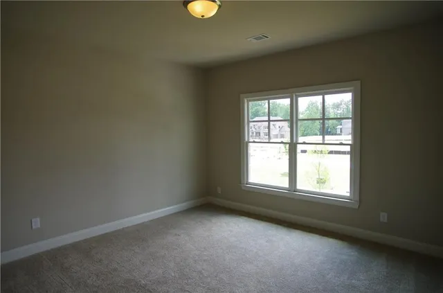 $563,078 | 715 Deer Hollow Trace, Suwanee, GA 30024