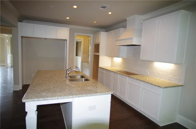 $563,078 | 715 Deer Hollow Trace, Suwanee, GA 30024