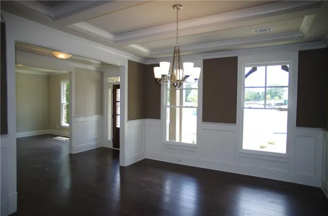 $563,078 | 715 Deer Hollow Trace, Suwanee, GA 30024