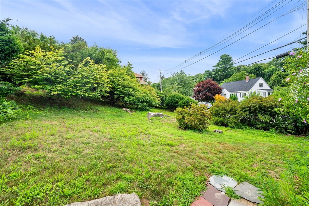 13 Pickman Road Salem, MA 01970 - Photo 32 of 34