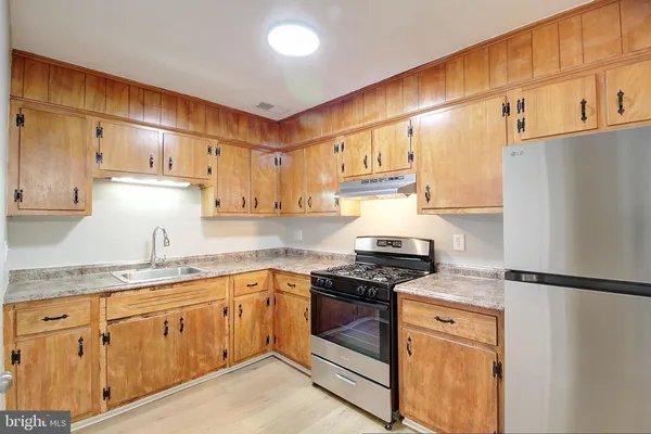 $1,695 | 1599 North East Street, Unit 14, Frederick, MD 21701