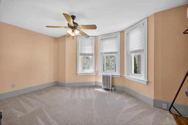 $339,900 | 321 Walnut Street, Spring City, PA 19475