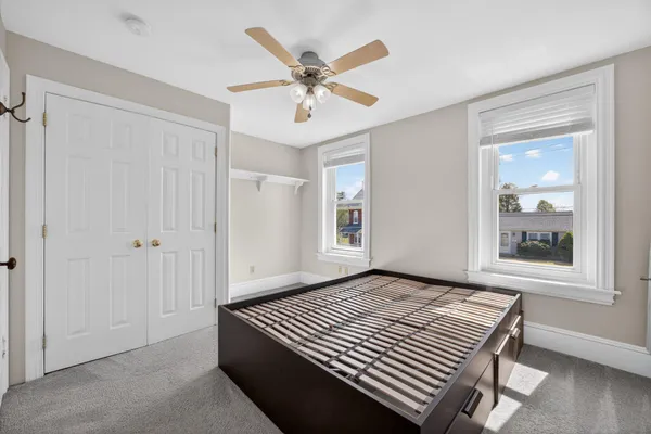 $339,900 | 321 Walnut Street, Spring City, PA 19475