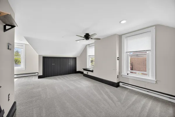 $339,900 | 321 Walnut Street, Spring City, PA 19475