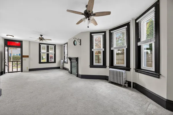 $339,900 | 321 Walnut Street, Spring City, PA 19475