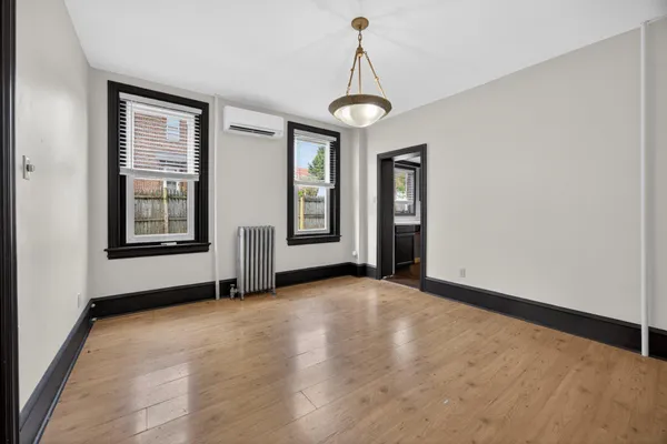 $339,900 | 321 Walnut Street, Spring City, PA 19475