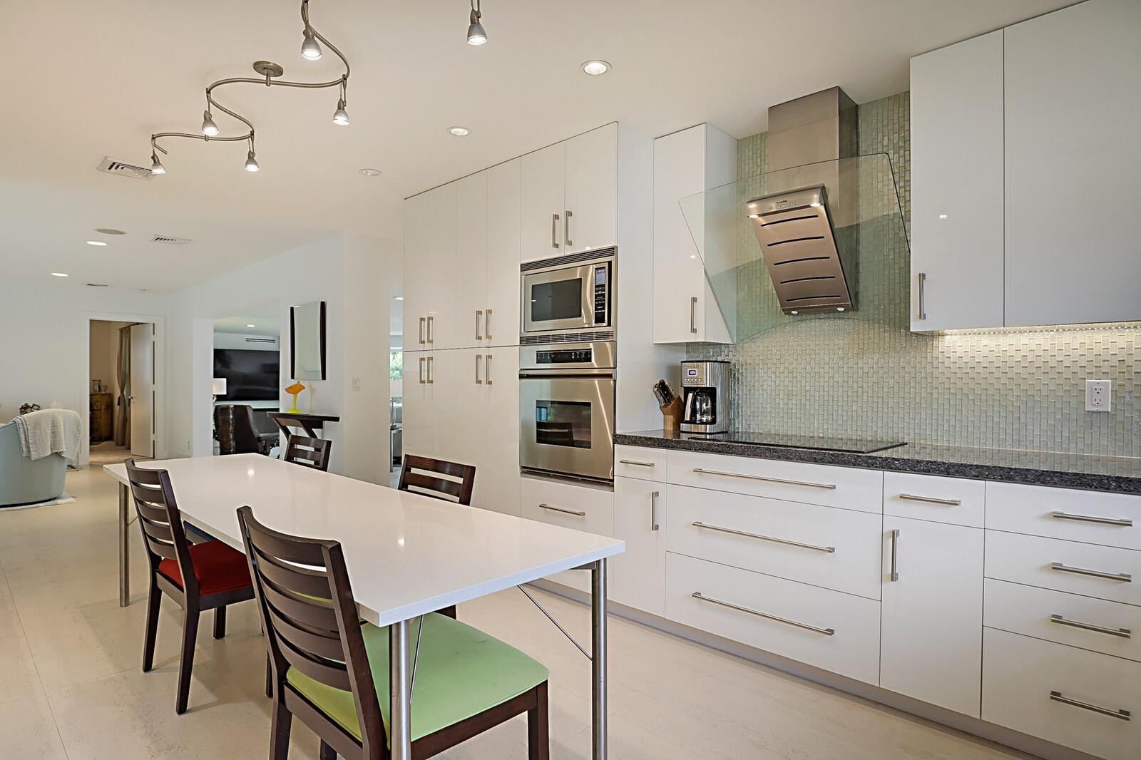 2050 Northeast 26th Street Lighthouse Point, FL 33064 - Photo 12 of 40 Photo 12