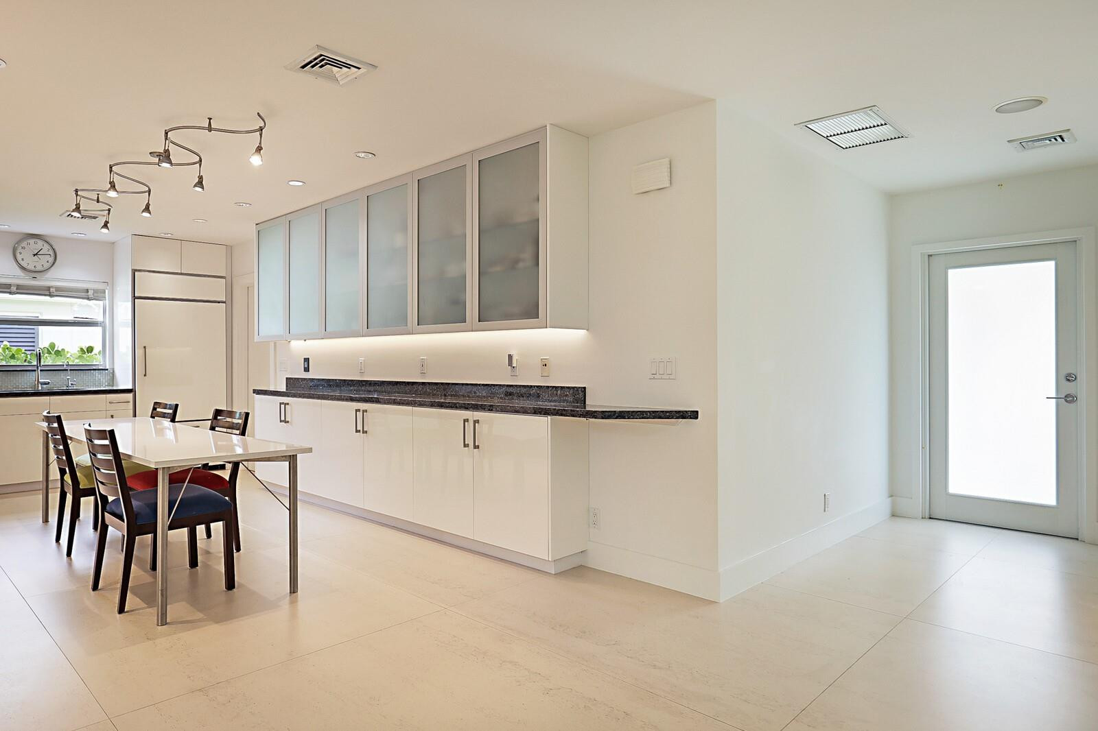 2050 Northeast 26th Street Lighthouse Point, FL 33064 - Photo 8 of 40 Photo 8