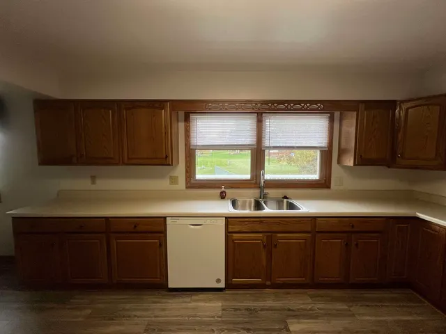 $280,000 | 402 Burr Street, Clinton, WI 53525