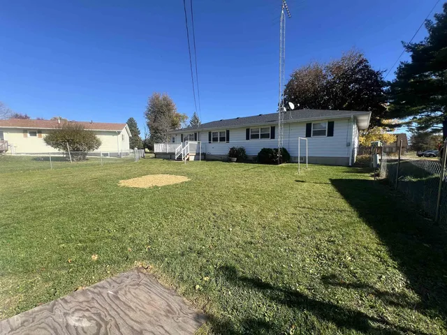 $280,000 | 402 Burr Street, Clinton, WI 53525