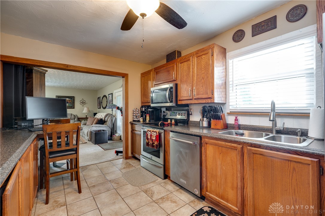 999 Prairie Road Wilmington, OH 45177 - Photo 18 of 46 Gallery Image 18