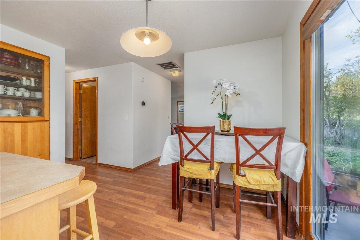 236 East Bayview Court Boise, ID 83706 - Photo 19 of 49 Dining room with light wood-style floors