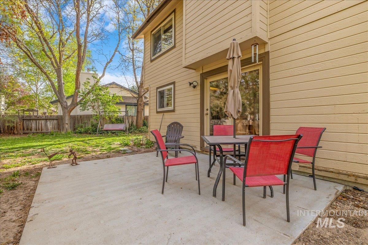 236 East Bayview Court Boise, ID 83706 - Photo 47 of 49 View of patio / terrace featuring outdoor dining area