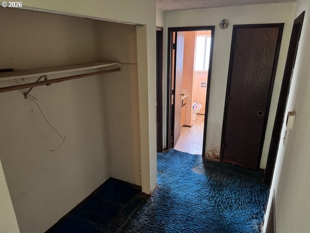 560 St John Street Sutherlin, OR 97479 - Photo 19 of 43 an empty room with wooden floor and a window