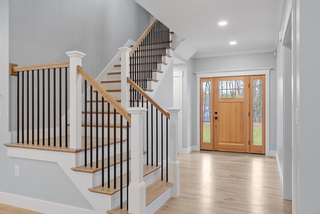 385 Green Road Bolton, MA 01740 - Photo 12 of 28