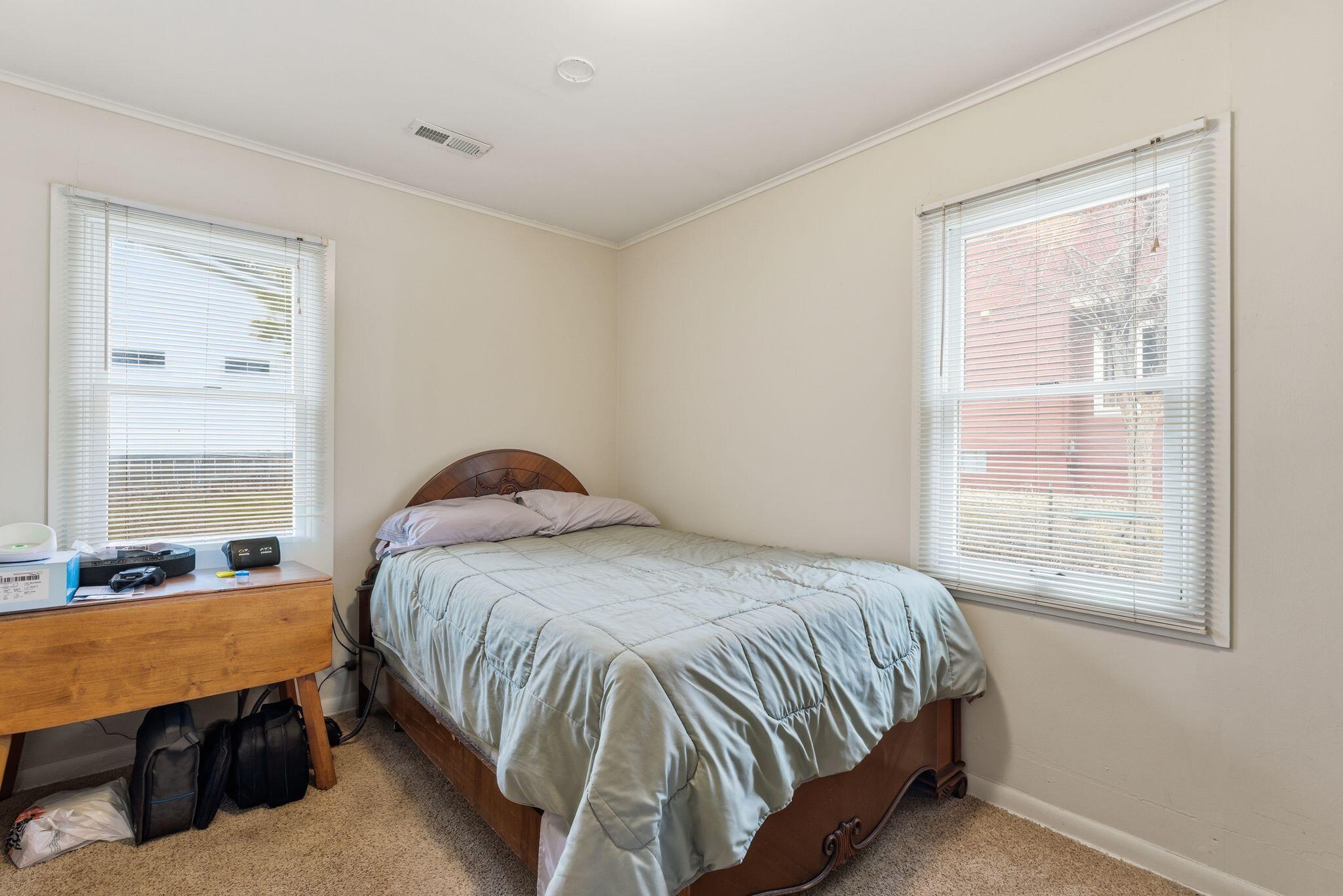 2736 Nagawicka Avenue Delafield, WI 53018 - Photo 15 of 21 Bedroom 1