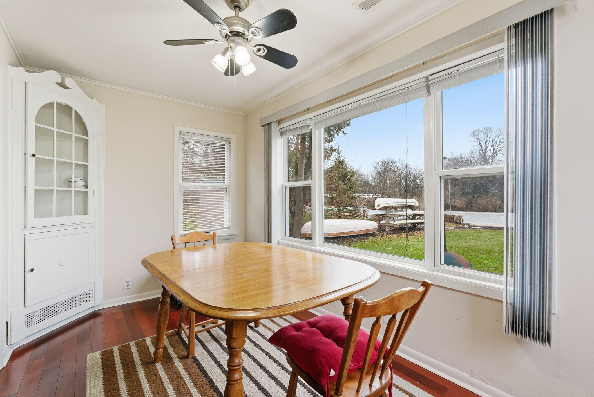 2736 Nagawicka Avenue Delafield, WI 53018 - Photo 10 of 21 Sun Room