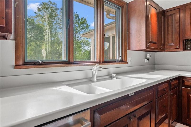 40 Larchmont Road Binghamton, NY 13903 - Photo 15 of 47