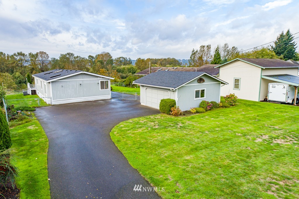 8214 Riverview Road Snohomish, WA 98290 - Photo 2 of 34 Gallery Image 2