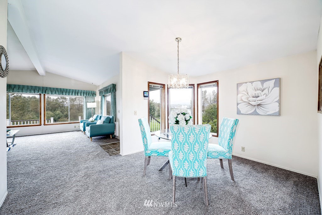 8214 Riverview Road Snohomish, WA 98290 - Photo 11 of 34 Gallery Image 11