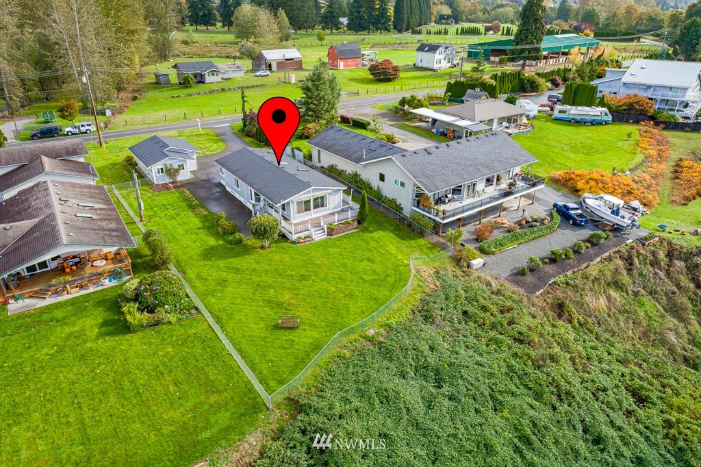 8214 Riverview Road Snohomish, WA 98290 - Photo 24 of 34 Gallery Image 24