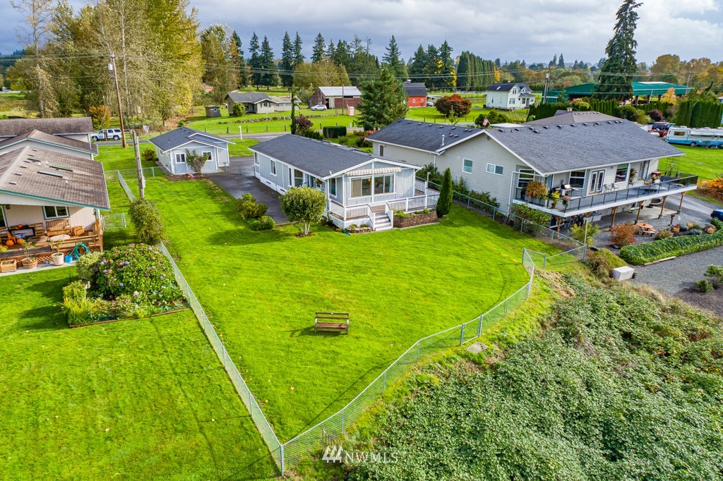 8214 Riverview Road Snohomish, WA 98290 - Photo 28 of 34 Gallery Image 28