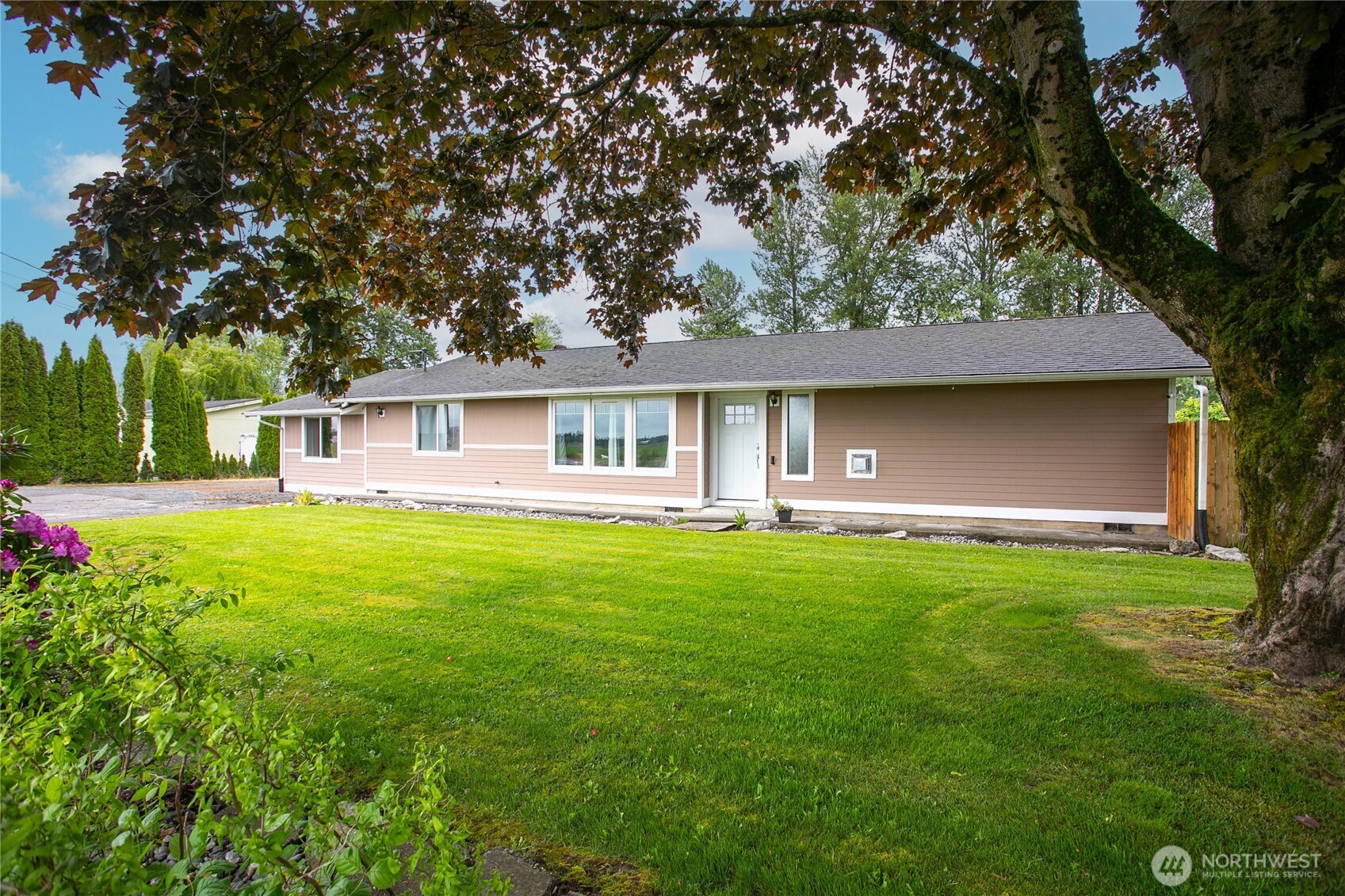 1214 Nooksack Road Nooksack, WA 98276 - Photo 2 of 40