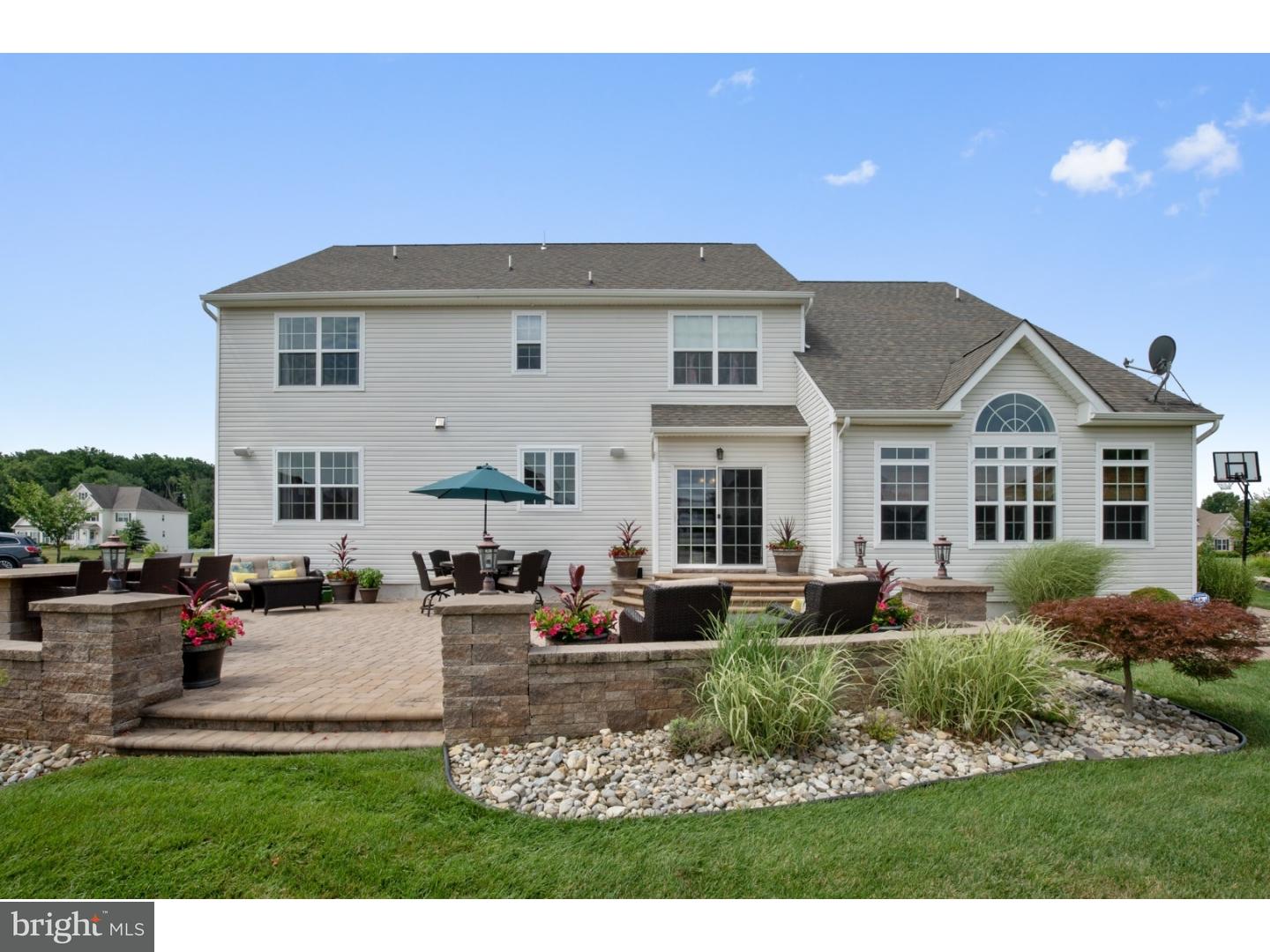 823 Derius Drive Mickleton, NJ 08056 - Photo 21 of 22 Exterior Back