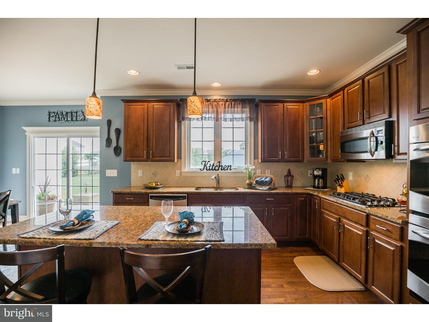 823 Derius Drive Mickleton, NJ 08056 - Photo 5 of 22 Kitchen