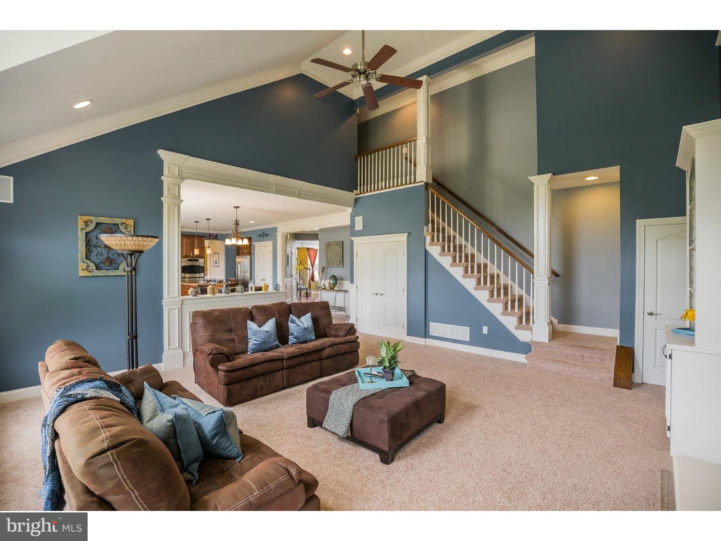 823 Derius Drive Mickleton, NJ 08056 - Photo 8 of 22 Family Room
