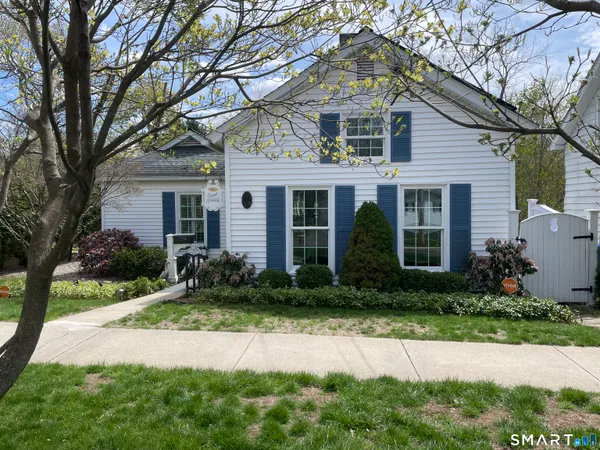 $339,900 | 29 Warwick Street, Middletown, CT 06457
