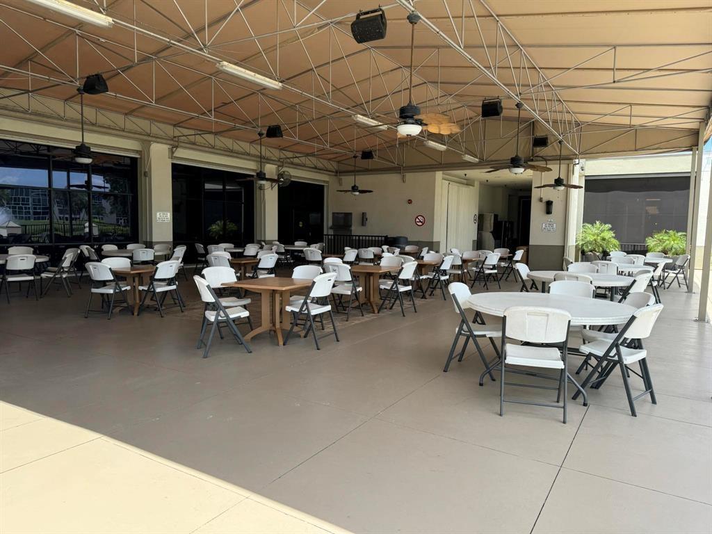4301 Martinique Circle, Unit H2 Coconut Creek, FL 33066 - Photo 31 of 37 Restaurant