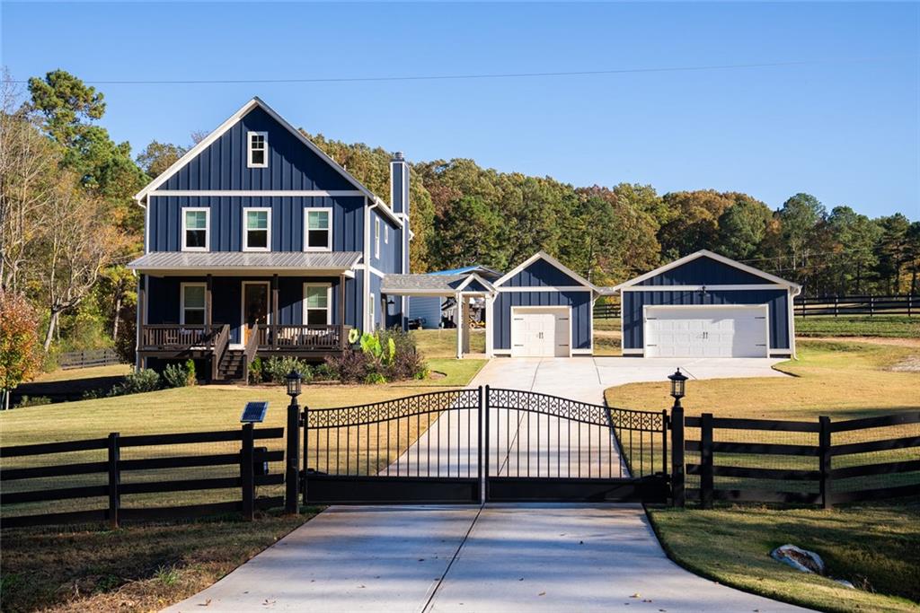 564 Old Airport Road Commerce, GA 30530 - Photo 2 of 39 a front view of a house with a yard