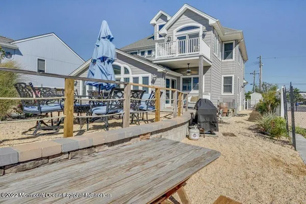 $9,500 | 2023 Bay Boulevard, Seaside Heights, NJ 08751