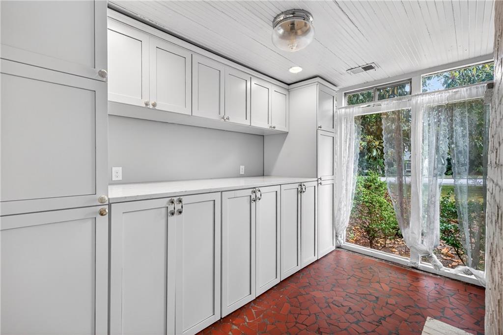 392 Collier Road Northwest Atlanta, GA 30309 - Photo 31 of 60