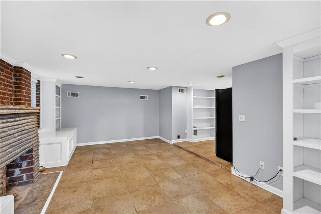 392 Collier Road Northwest Atlanta, GA 30309 - Photo 38 of 60