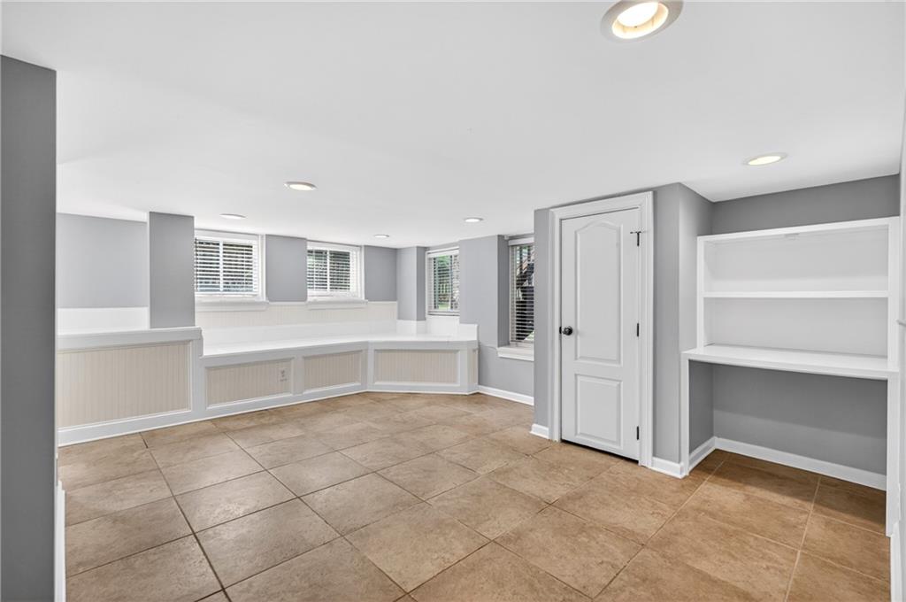 392 Collier Road Northwest Atlanta, GA 30309 - Photo 39 of 60