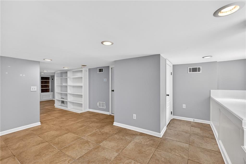 392 Collier Road Northwest Atlanta, GA 30309 - Photo 40 of 60