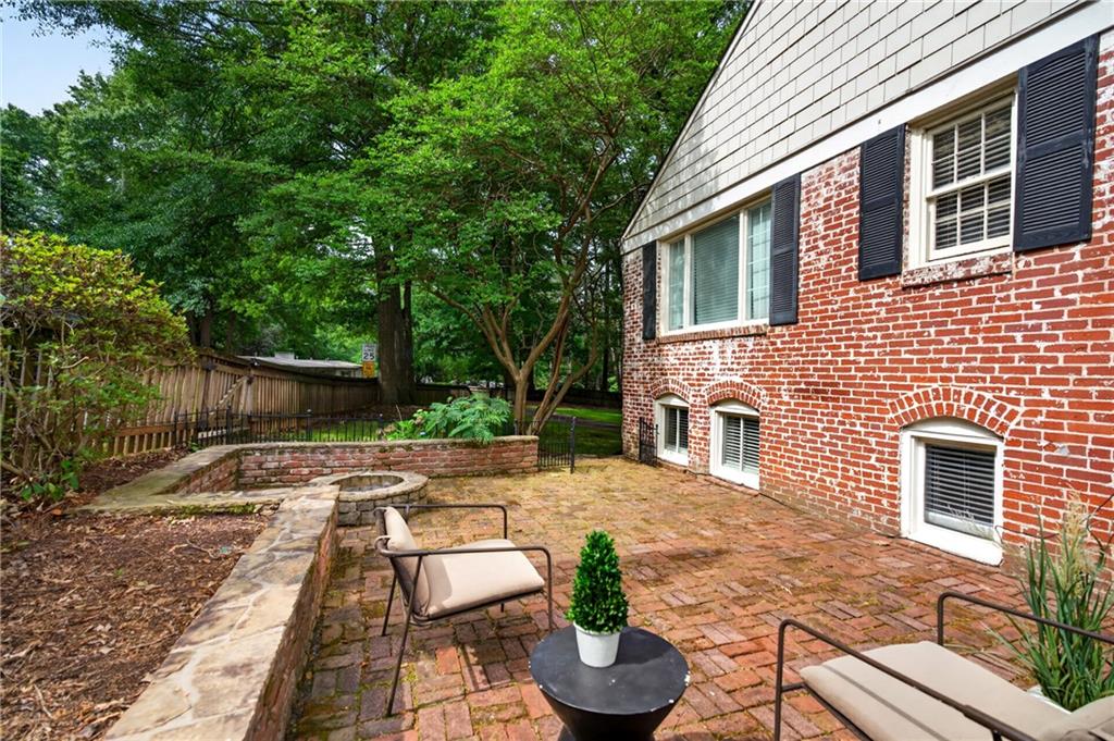 392 Collier Road Northwest Atlanta, GA 30309 - Photo 45 of 60
